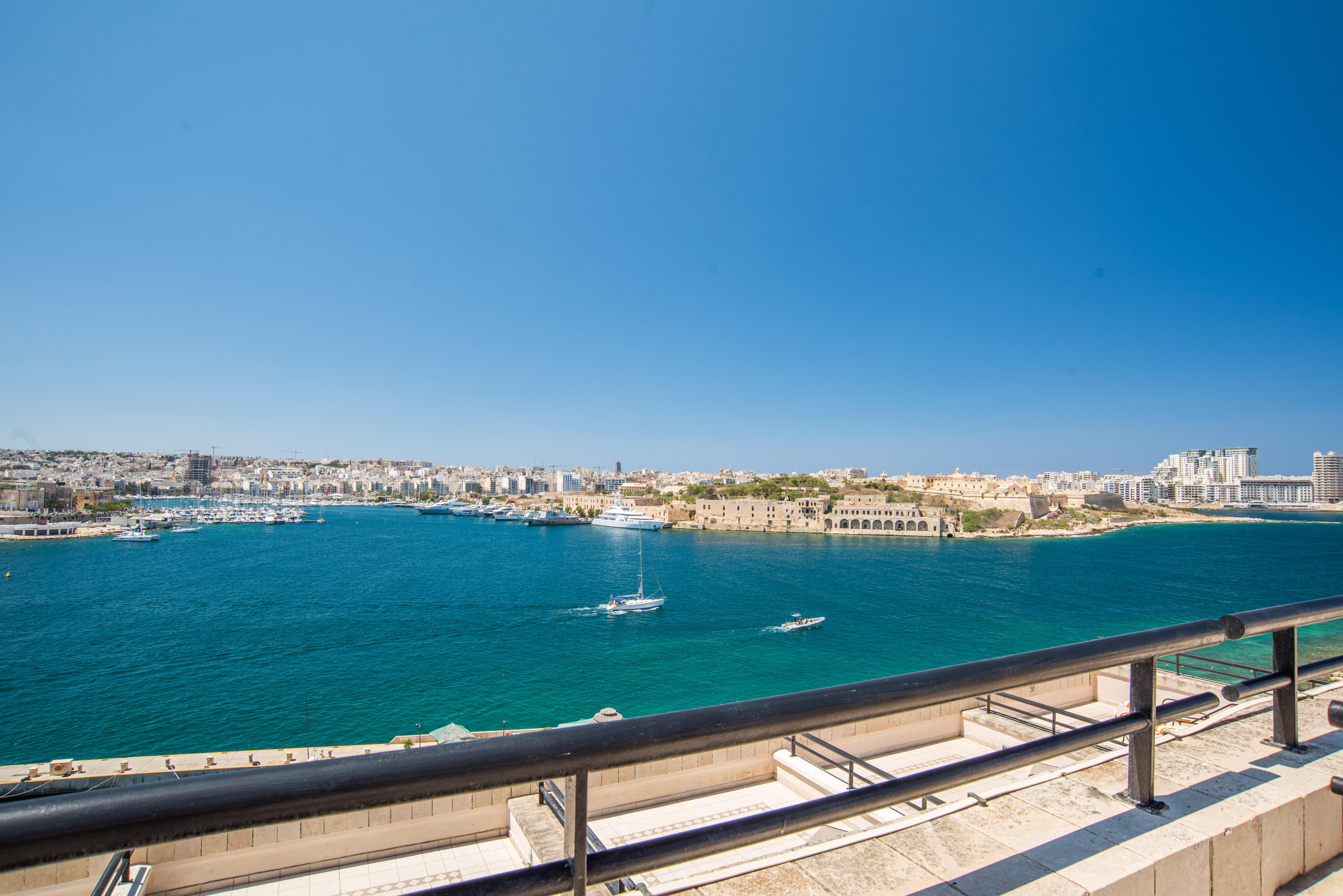 Grand Hotel Excelsior Valletta Exterior photo